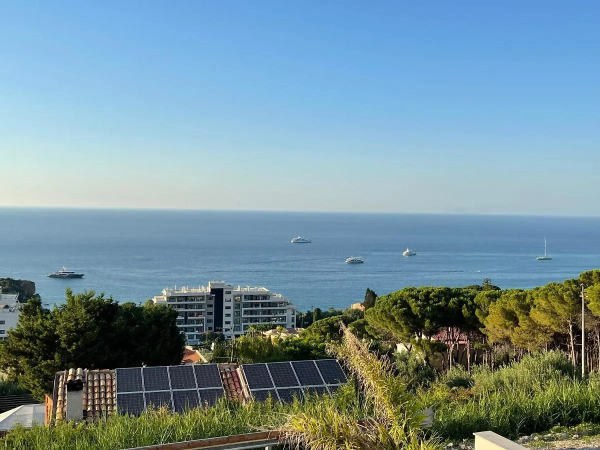 Bm Suite Villa Cefalu 0*,